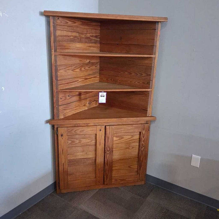 Yellow Pine 2 Pc Corner Hutch