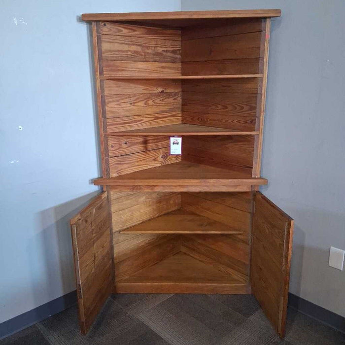 Yellow Pine 2 Pc Corner Hutch