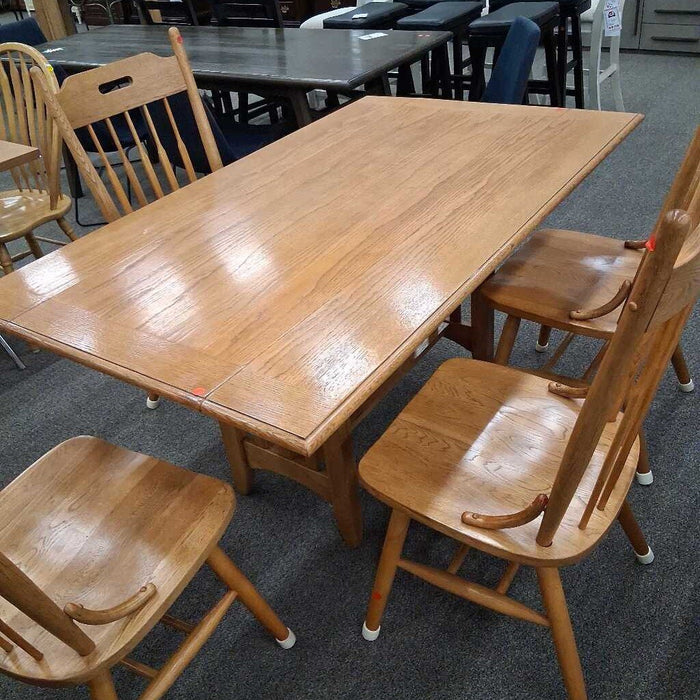 Oak Drop Leaf Dining Table w/ 4 Chairs