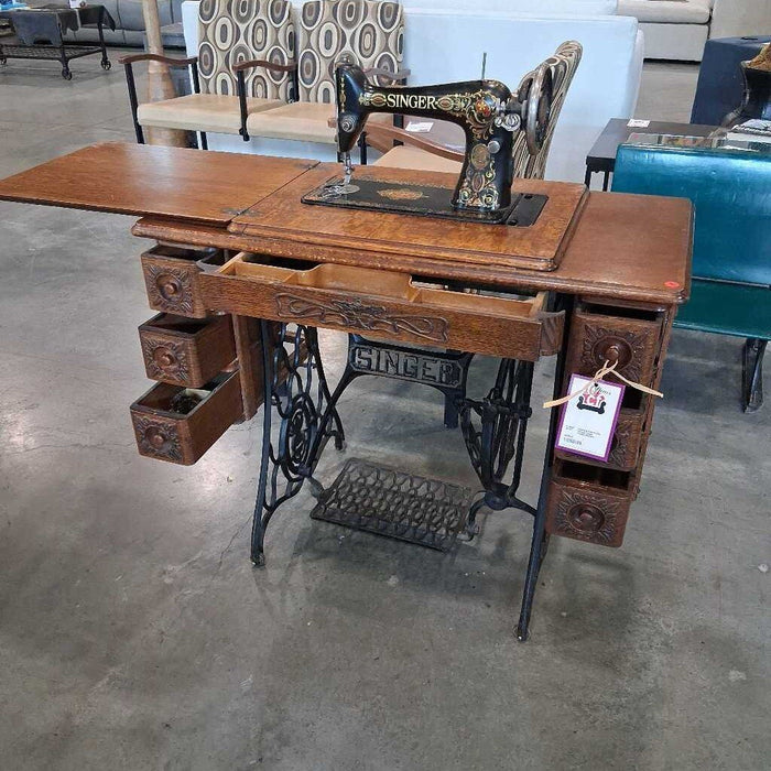 Vintage Singer Sewing Machine