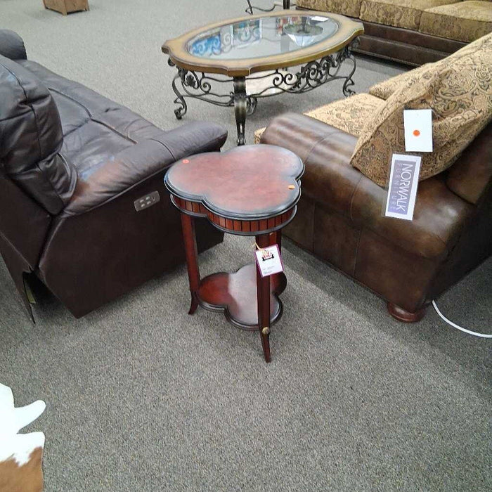 Bombay Clover End Table