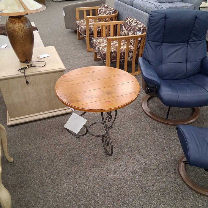 Ethan Allen Round Accent Table