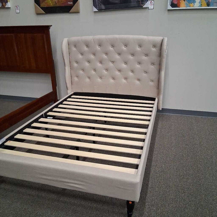 Gray Fabric Tufted Full Size Bed Frame