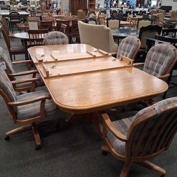 Large Oak Dining Table w/ 4L 6 Rolling Chairs
