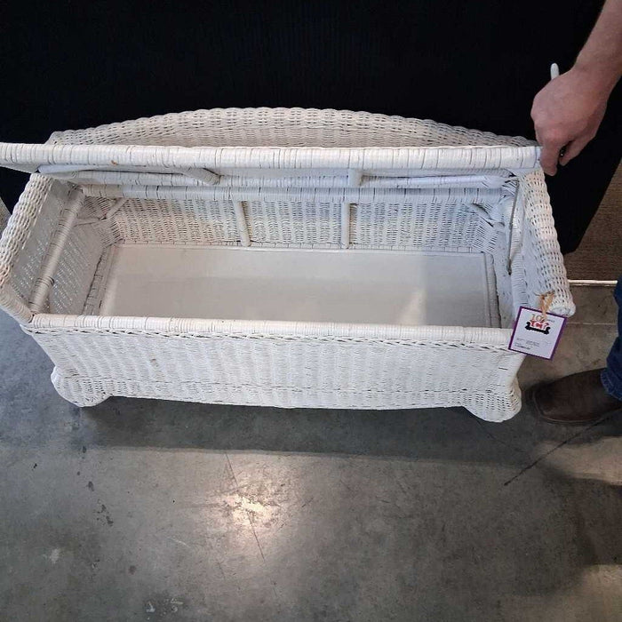 White Wicker Storage Bench