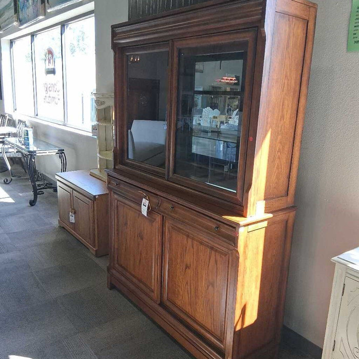 Ashley 2 Pc Hutch w/ Sliding Doors