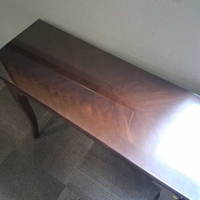 Glass Top Entry Table (DMG ON LEG)