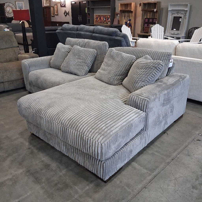 Ashley 2 Pc Gray Fabric Chofa