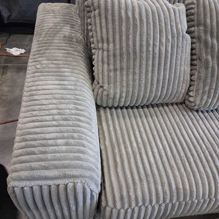 Ashley 2 Pc Gray Fabric Chofa