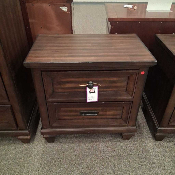 Dark Brown 2 Dwr Nightstand w/ Pwr