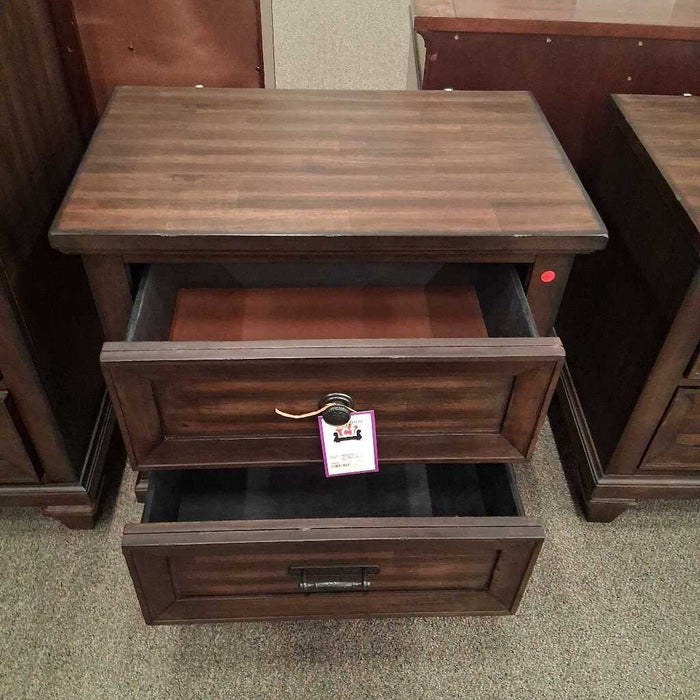 Dark Brown 2 Dwr Nightstand w/ Pwr