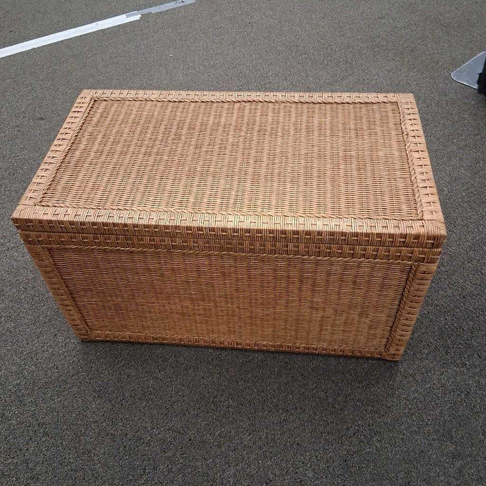Peir 1 Wicker Storage Chest
