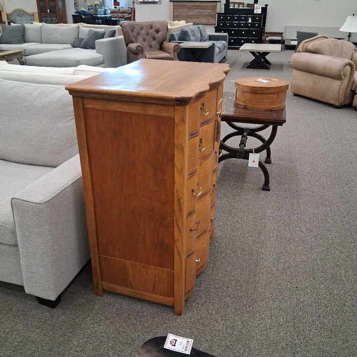 Vintage 5 Dwr Tallboy w/ Hat box