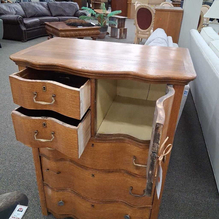 Vintage 5 Dwr Tallboy w/ Hat box