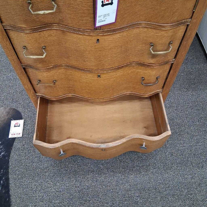 Vintage 5 Dwr Tallboy w/ Hat box