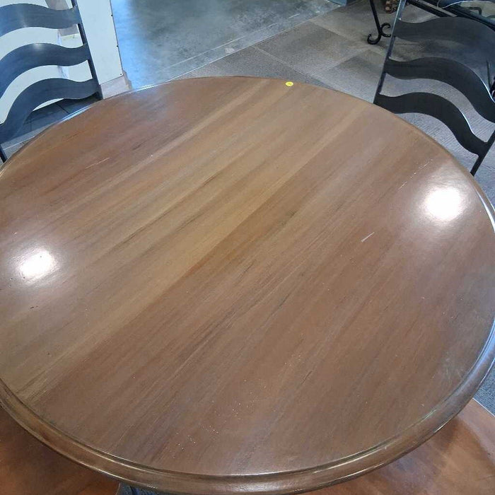 Ethan Allen Table w/ 4 Metal Frame Chairs
