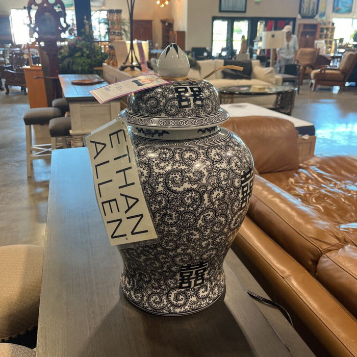 Ethan Allen Chinese Jar w/ Lid