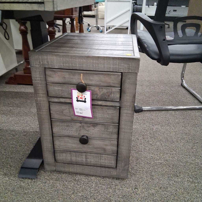 2 Dwr Gray File Cabinet