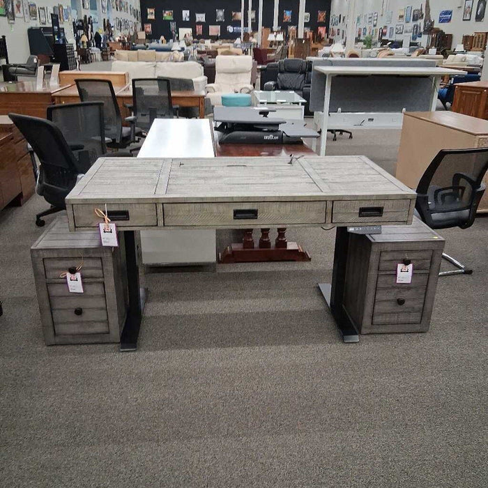 Gray 3 Dwr Adj Pwr Desk
