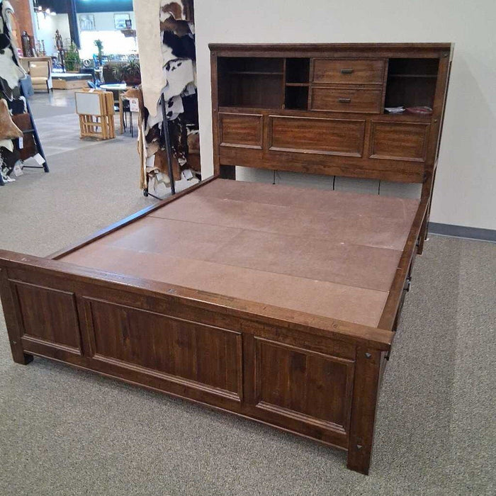 Queen Wolf Creek Capt. Bed Frame