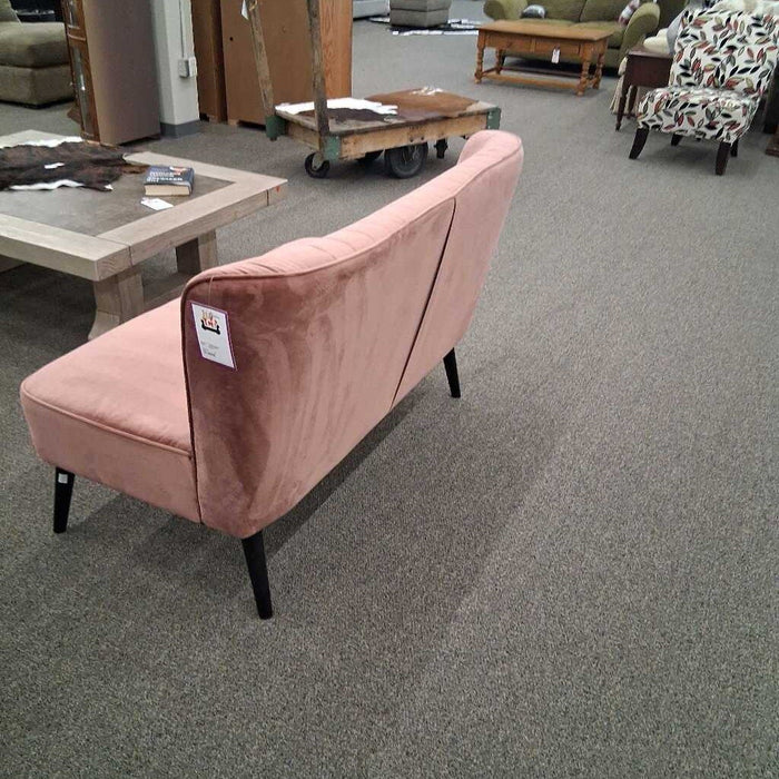 Coral Fabric Setee