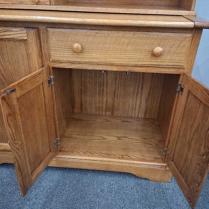 Oak 2 Pc Buffet w/ Pull out Counter
