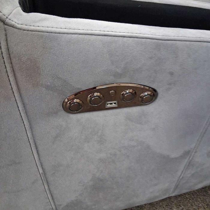 Grey Pwr Rec Loveseat