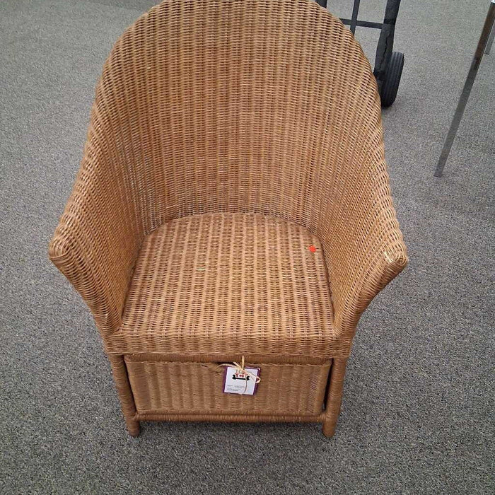 Woven Arm Chair w/ Storage