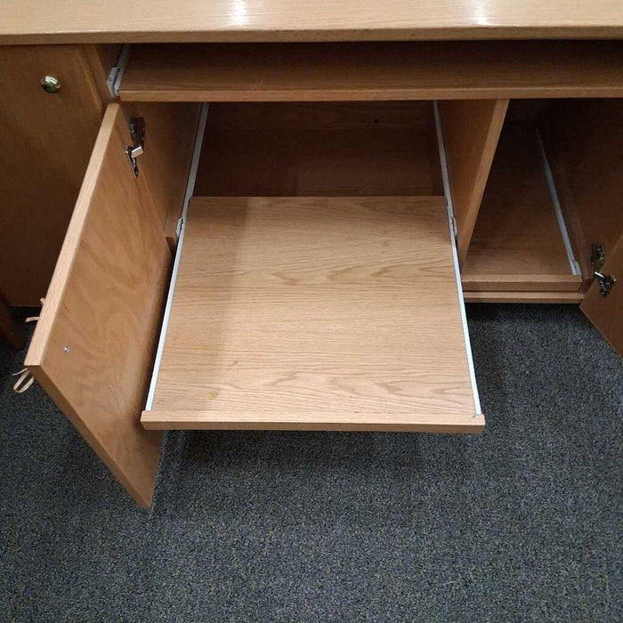 Light Wood Office Credenza / Desk