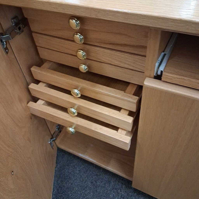 Light Wood Office Credenza / Desk