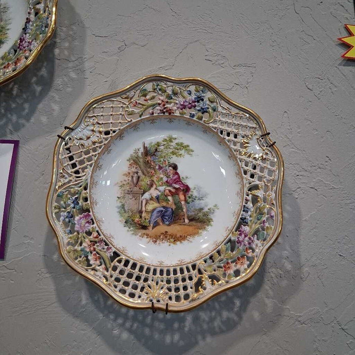 Pair of Dresden Articulated Cabinet Plates