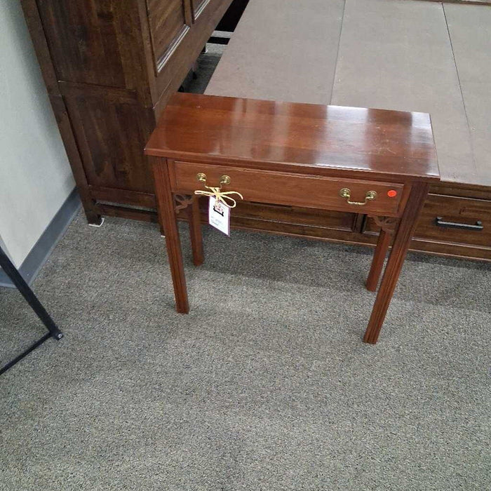 Ethan Allen Small Entry Table