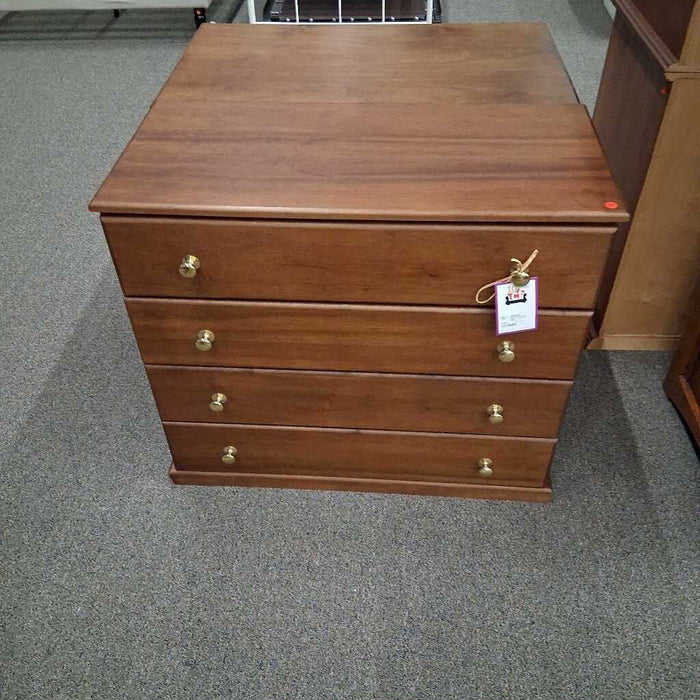 Dark Wood 4 Dwr Dresser w/ Brass Pulls