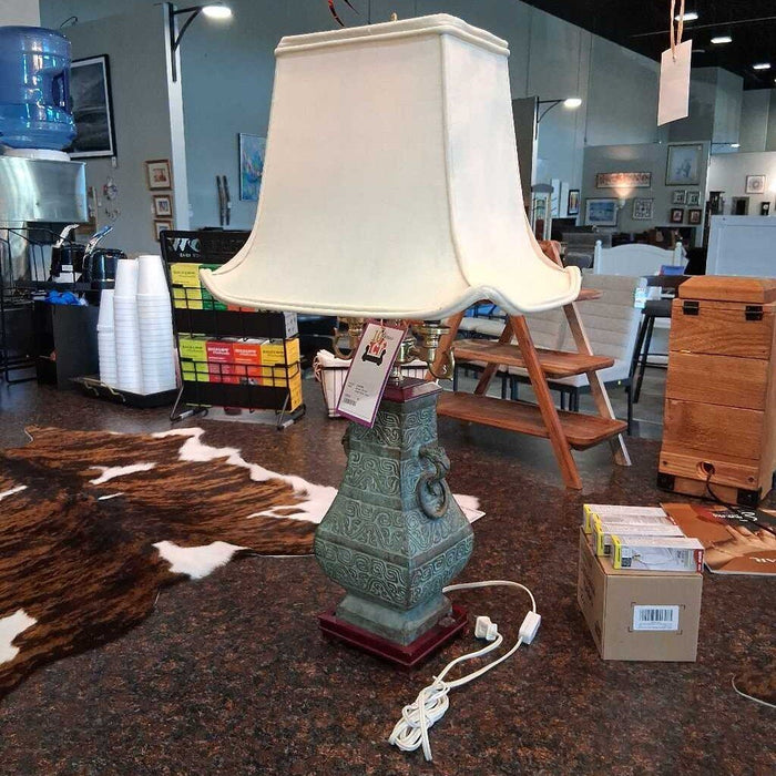 Bronze Accent Asian Style Lamp