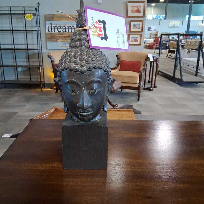 Small Buddah Head Statue