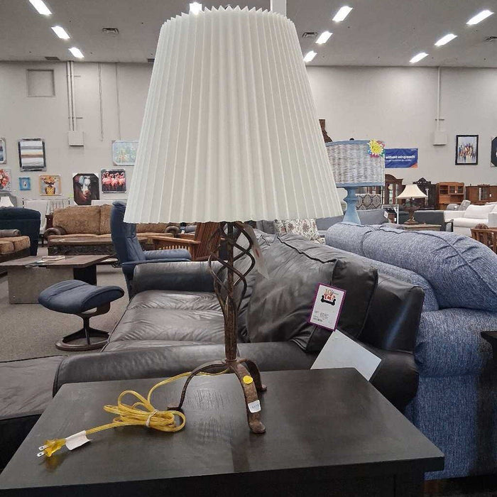 Spiral Metal Table Lamp