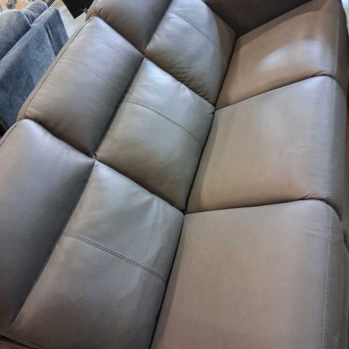 Flexsteel Gray Leather Pwr Rec Sofa