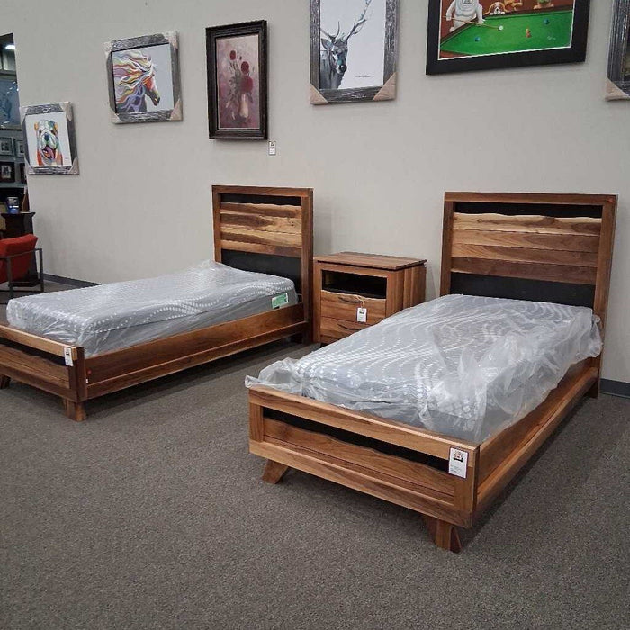 Custom Twin XL Bedframe w/ Sealy Mattress