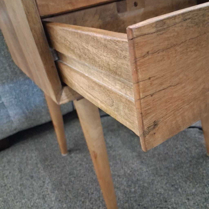 MCM Style End Table w/ Dwrs
