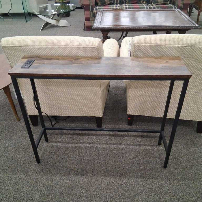 Metal Frame Entry Table