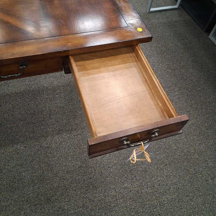 Ornate 2 Pc Wooden Office Desk