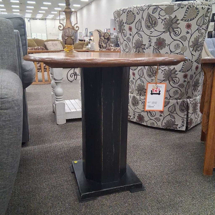 Small Round Accent Table