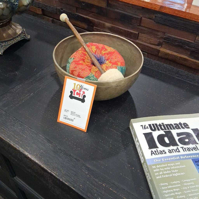 Tibetan Singing Bowl w/ Cushion