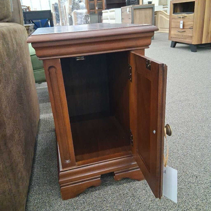 Cherry End Table w/ Cabinet