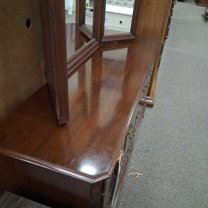Ethan Allen Vintage Cherry Dresser w/ Mirror