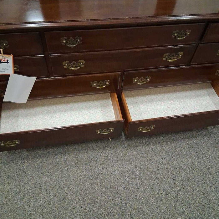 Ethan Allen Vintage Cherry Dresser w/ Mirror