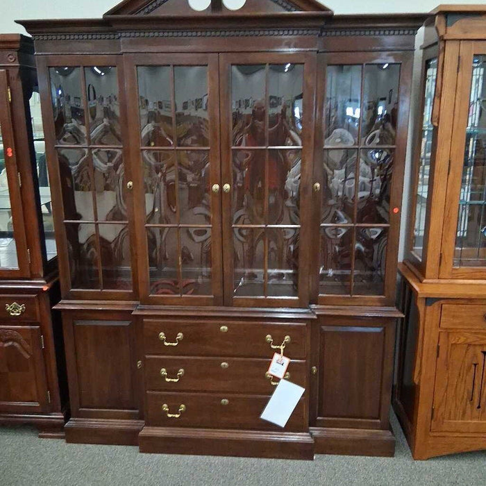 Ethan Allen Cherry 2 Pc Hutch