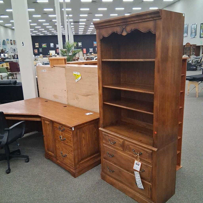 Ethan Allen Light Wood 3 Dwr Bookcase