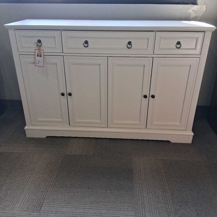 White 3 Dwr Sideboard (Dmg on Middle Dwr)