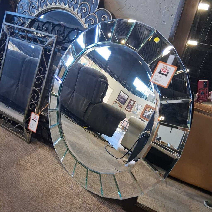 Round Mirror
